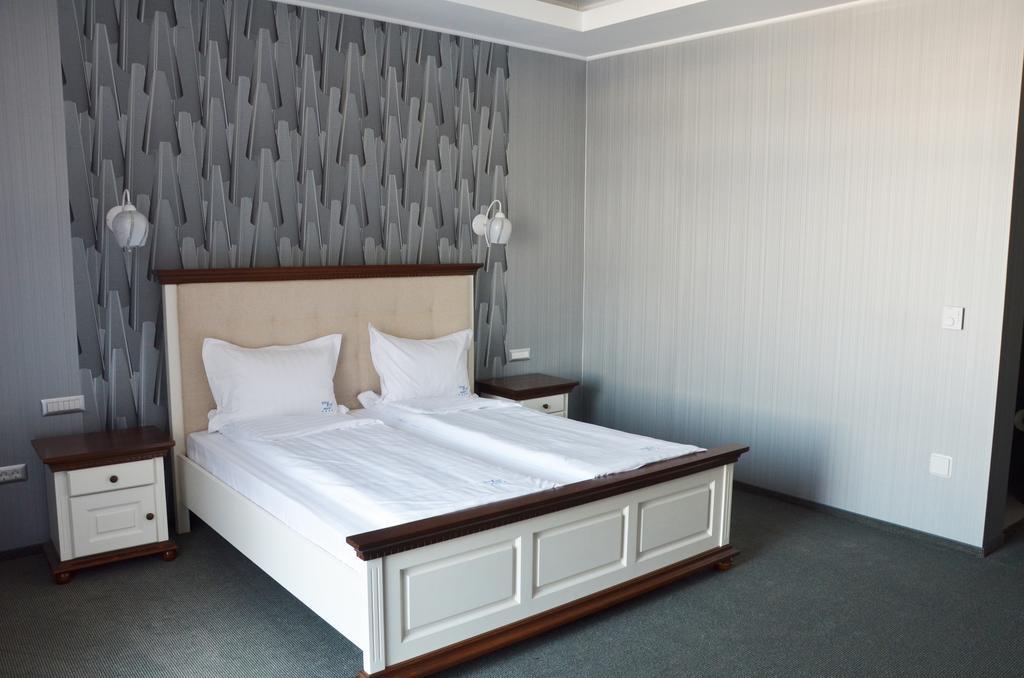 Hotel Spa Ice Resort Ghiroda Eksteriør bilde