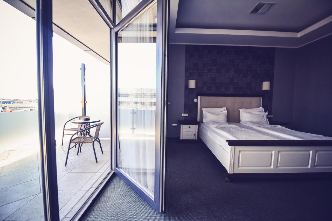 Hotel Spa Ice Resort Ghiroda Eksteriør bilde