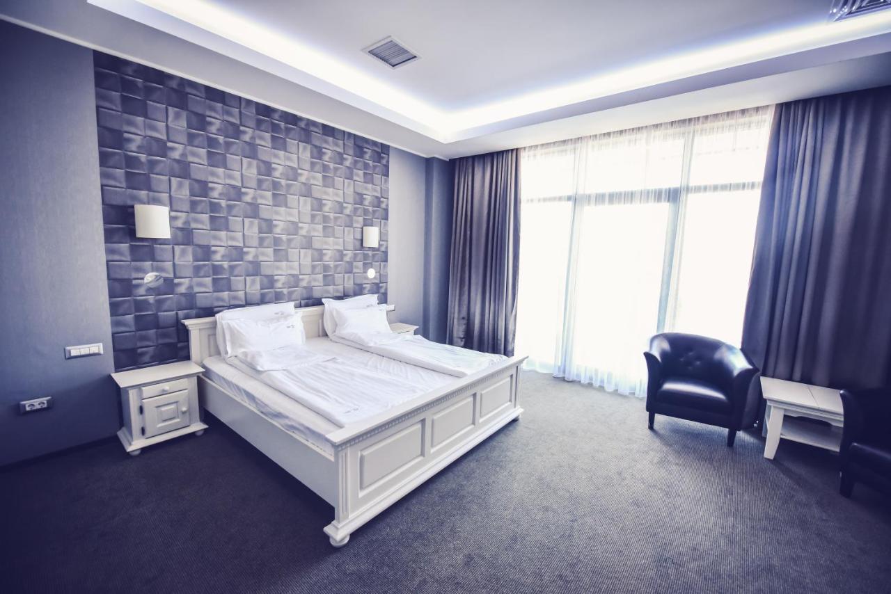 Hotel Spa Ice Resort Ghiroda Eksteriør bilde