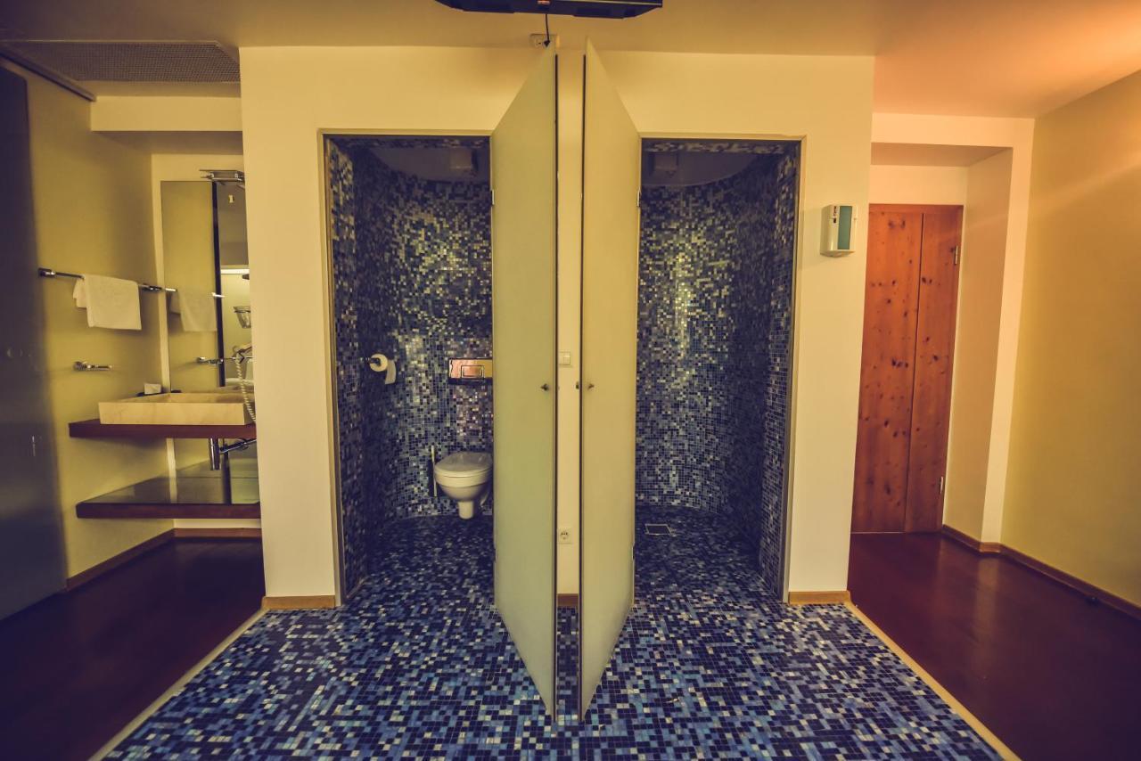 Hotel Spa Ice Resort Ghiroda Eksteriør bilde