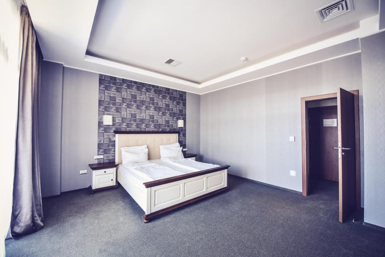 Hotel Spa Ice Resort Ghiroda Eksteriør bilde
